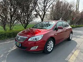 Buick Excelle 2013