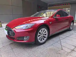 Tesla Model S 2016