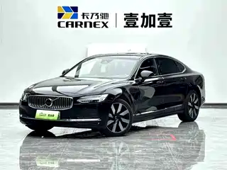 Volvo S90 Plug-in Hybrid 2024