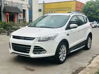 Ford Kuga 2014