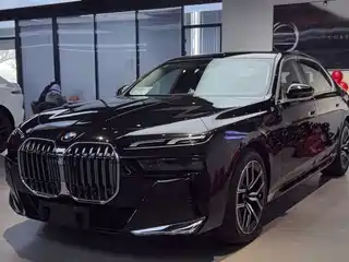 BMW BMW 7 Series 2025