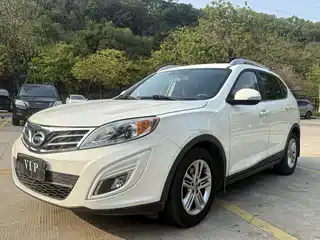 GAC Trumpchi GS5 2014
