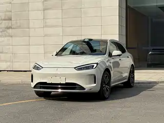 AITO Wenjie M5 2025