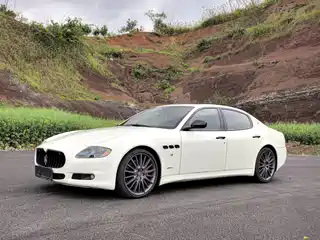 Maserati Quattroporte 2012