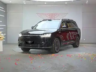 AITO Wenjie M9 2025
