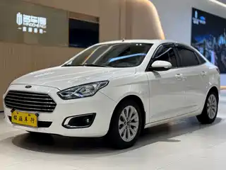 Ford Escort 2014