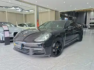 Porsche Panamera 2019