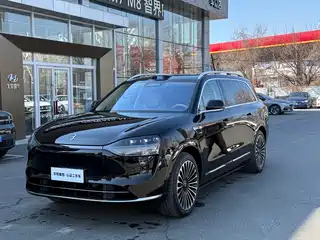 AITO Wenjie M9 2025