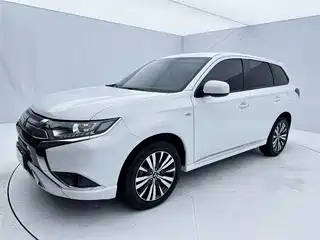 Mitsubishi Outlander 2022