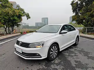 Volkswagen Sagitar 2017