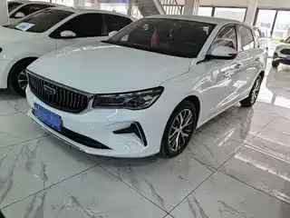 Geely Emgrand 2023