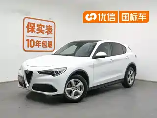 Alfa Romeo Stelvio 2017