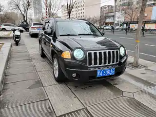 Jeep Compass (Import) 2010