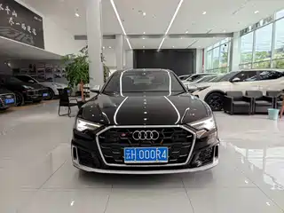 Audi A6L 2022