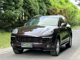 Porsche Cayenne 2016