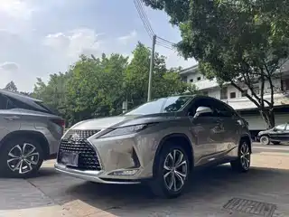 Lexus RX 2022