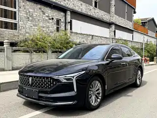 Besturn B70 2024