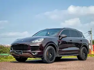 Porsche Cayenne 2016