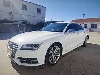 Audi Audi S7 2013