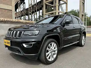 Jeep Grand Cherokee (Import) 2018