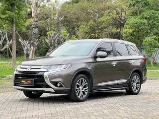 Mitsubishi Outlander 2017