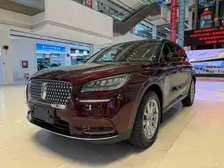 Lincoln Adventurer 2020