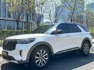 Ford Explorer 2023