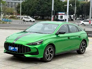 MG MG5 2025
