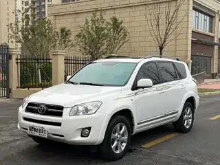 Toyota RAV4 Rongfang 2011