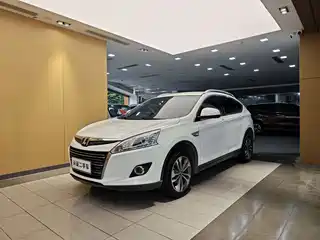 Luxgen U6 SUV 2016