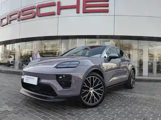 Porsche Macan EV 2024