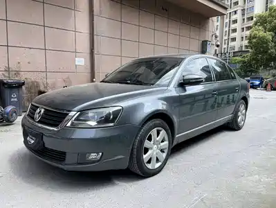 Volkswagen Passat Lingyu 2010
