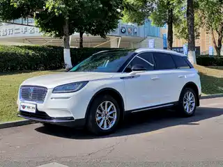 Lincoln Adventurer 2021