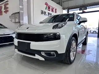 Lynk & Co 01 2018
