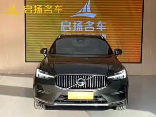 Volvo XC60 2022