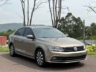 Volkswagen Sagitar 2017