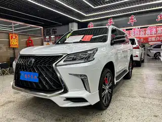 Lexus LX 2018