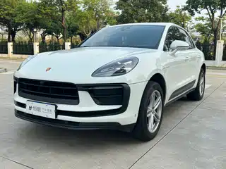 Porsche Macan 2022