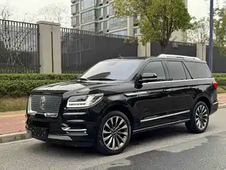Lincoln Navigator 2019
