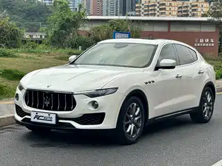 Maserati Levante 2021