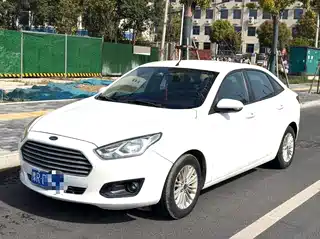 Ford Escort 2015