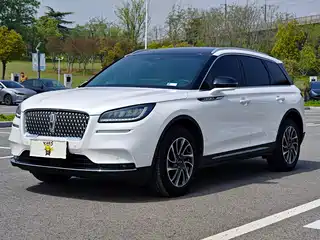 Lincoln Adventurer 2020