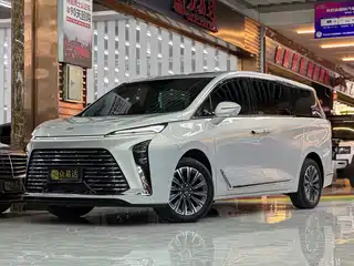 Buick GL8 2025