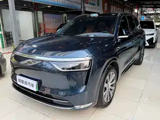 AITO Wenjie M8 2025