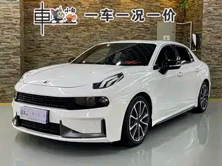 Lynk & Co 03 2020