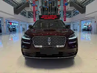 Lincoln Adventurer 2021