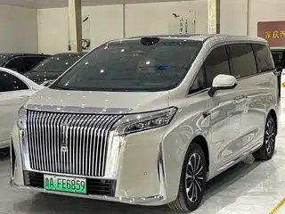 WEY Alpine 2025