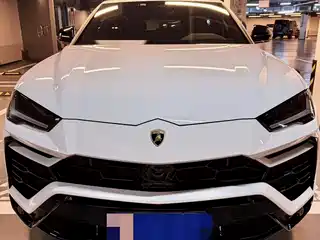 Lamborghini Urus 2022