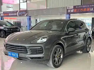 Porsche Cayenne 2022