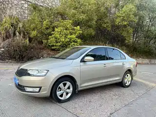 Škoda Rapid 2015